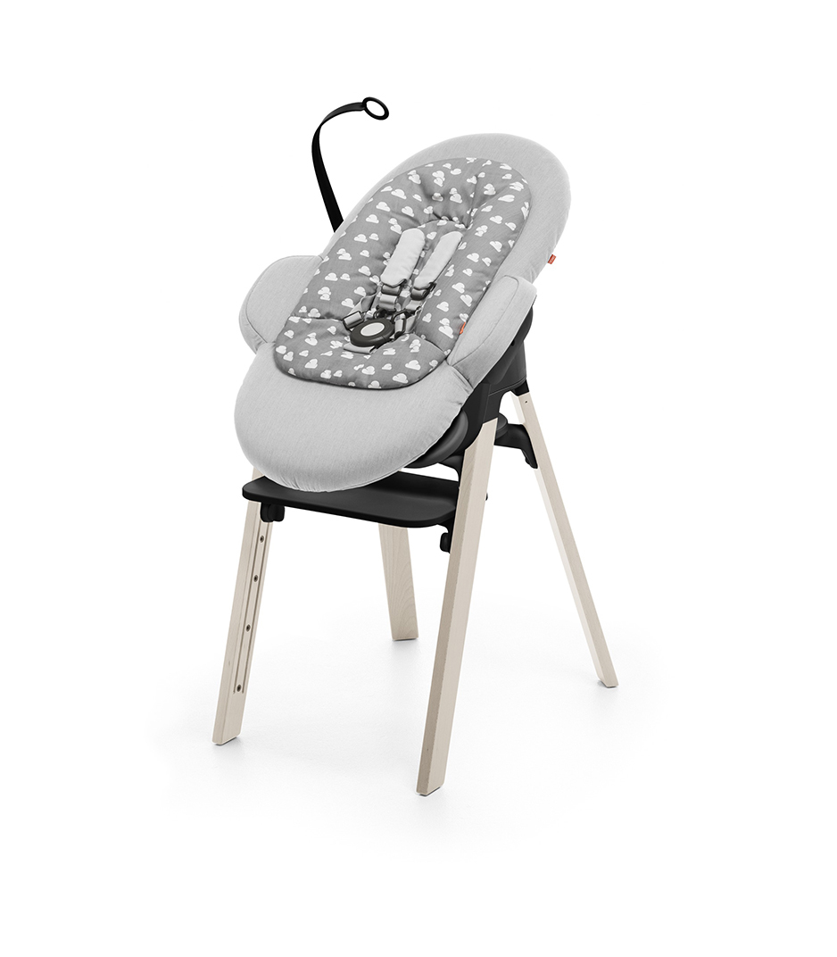 Stokke&reg; Steps&trade; Whitewash with Black Seat and footrest. Bouncer Grey Clouds.